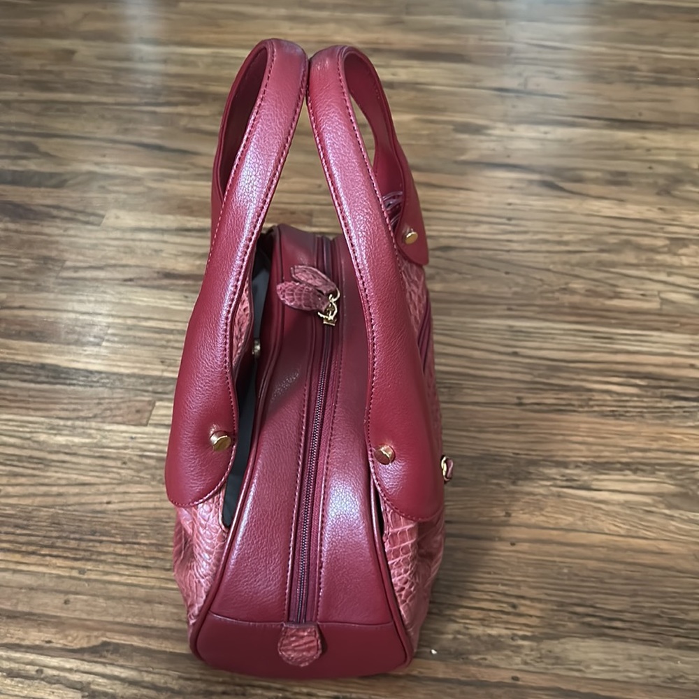 Rodania Crocodile Genuine Leather Bag in Dark Red♥️ - Picture 6 of 17